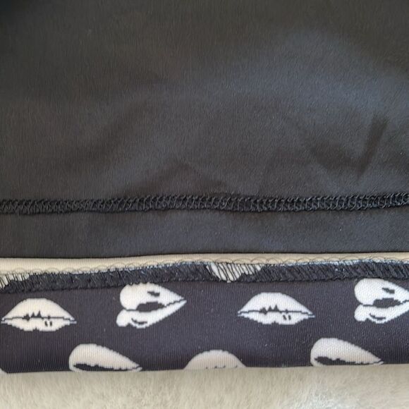 Hutch Anthropologie Black Scuba Dress Lip Print Hand Pockets Plus Size 2X - Picture 10 of 11